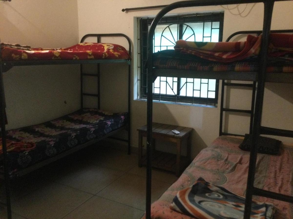 Hippie Hostel Or Goamazing Hostel Anjuna Esterno foto