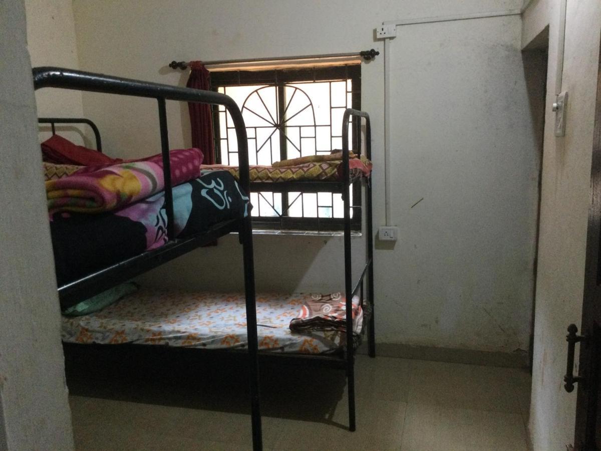 Hippie Hostel Or Goamazing Hostel Anjuna Esterno foto