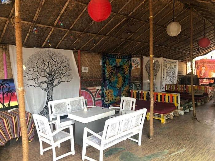 Hippie Hostel Or Goamazing Hostel Anjuna Esterno foto