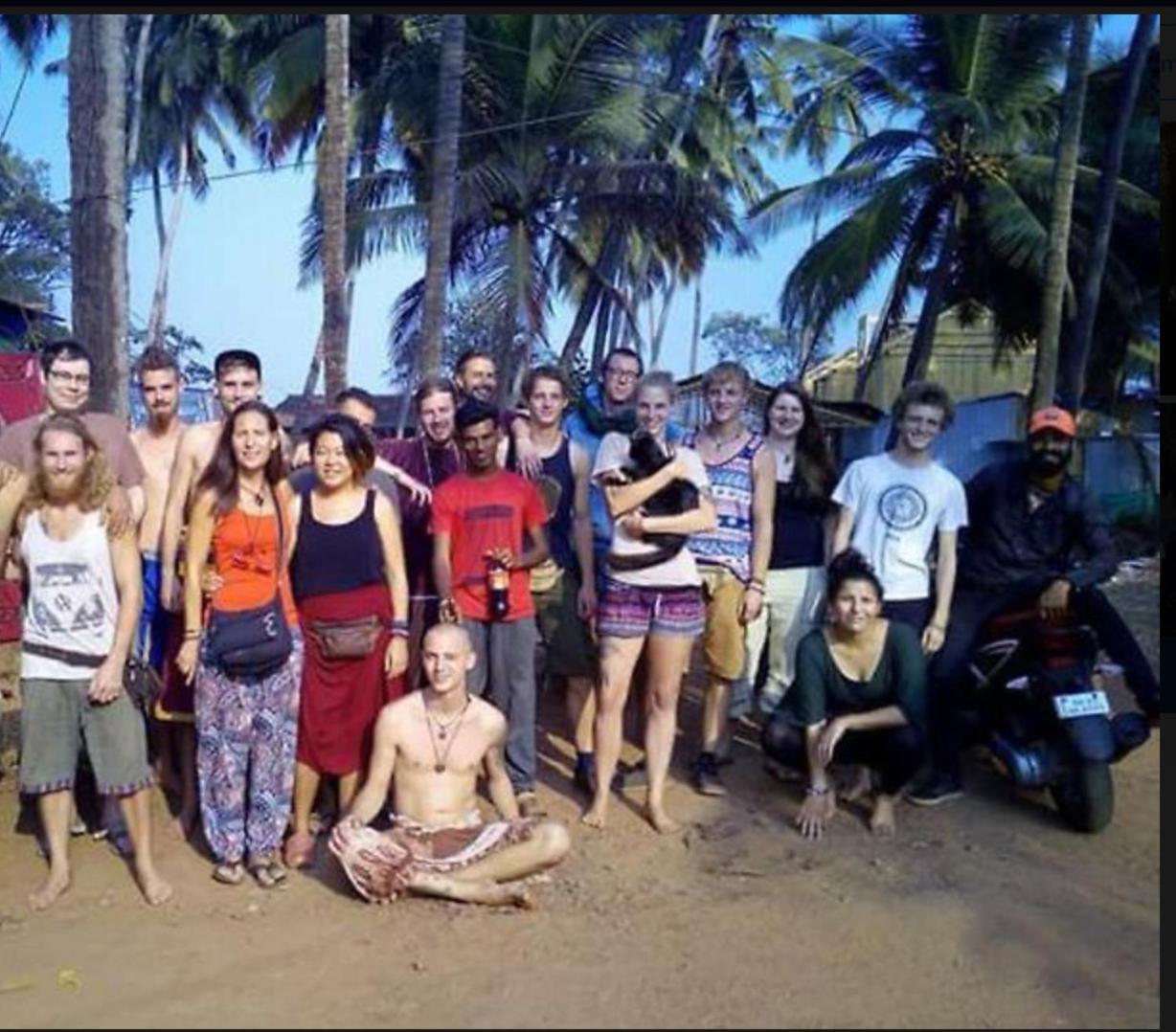 Hippie Hostel Or Goamazing Hostel Anjuna Esterno foto