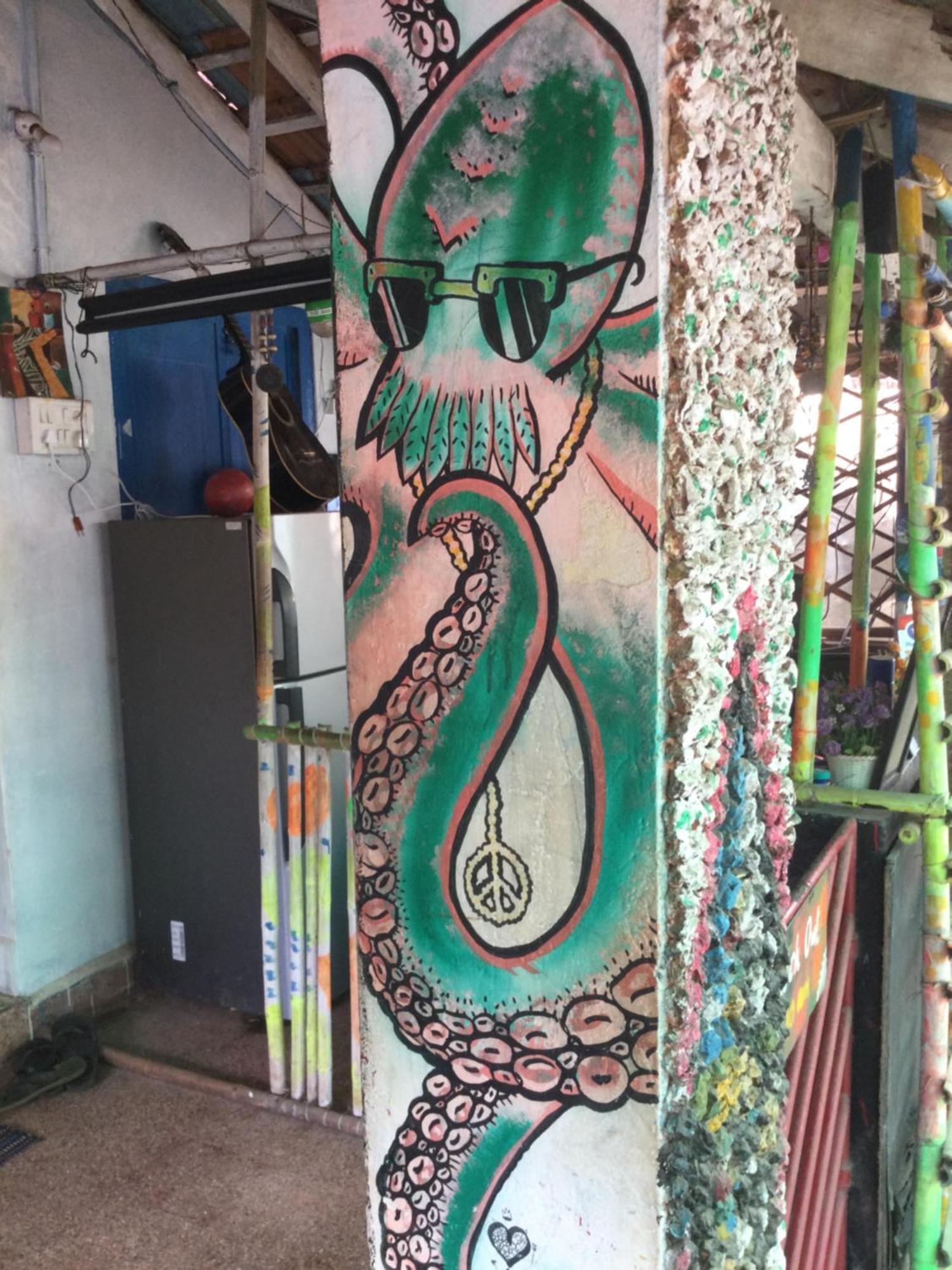 Hippie Hostel Or Goamazing Hostel Anjuna Esterno foto