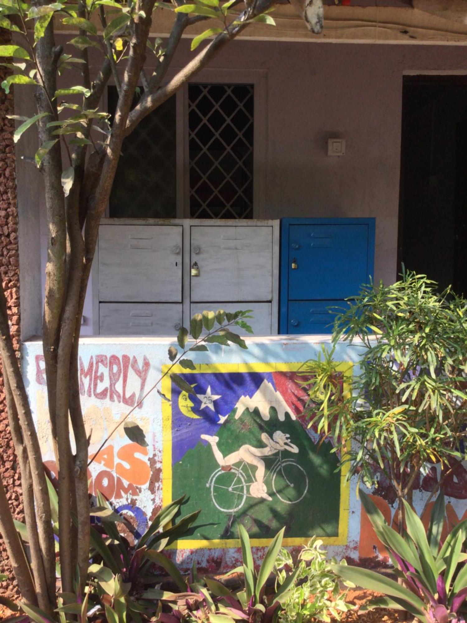 Hippie Hostel Or Goamazing Hostel Anjuna Esterno foto